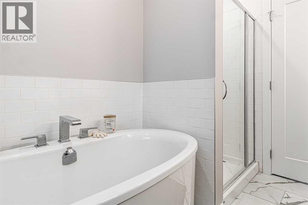 217 Crimson Ridge Place NW, Calgary, Alberta  T3L 0K7 - Photo 21 - A2342989