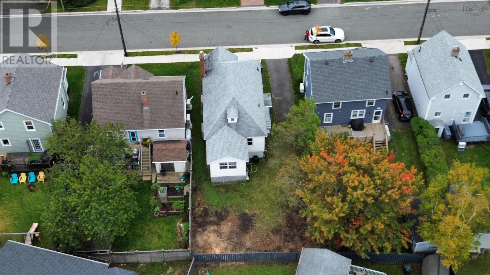 208 Dillon Street, Sydney, Nova Scotia  B1P 5C2 - Photo 8 - 202626095