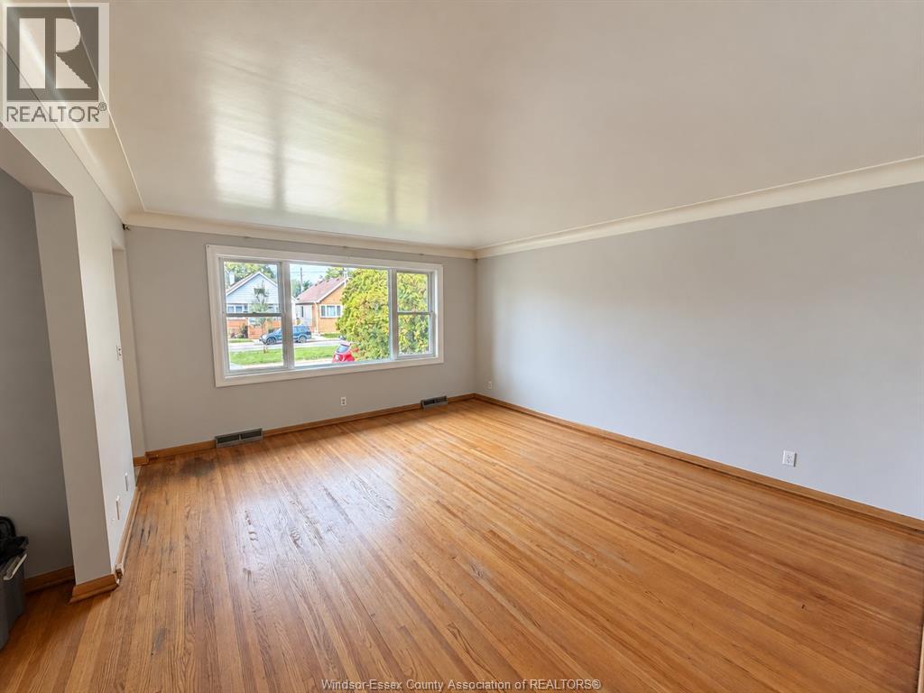 1425 Giles Boulevard East, Windsor, Ontario  N9A 4H2 - Photo 5 - 26025353