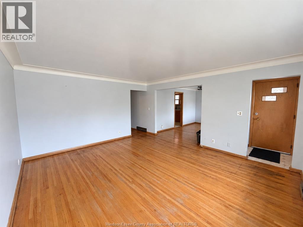 1425 Giles Boulevard East, Windsor, Ontario  N9A 4H2 - Photo 4 - 26025353