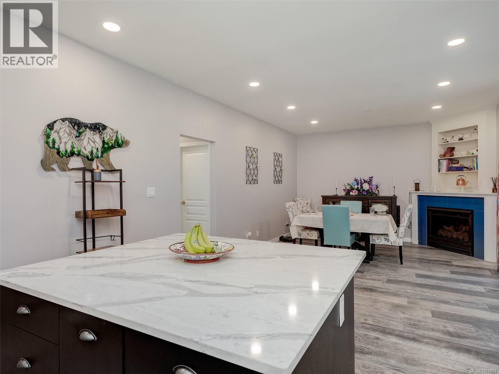 16 1063 Valewood Trail