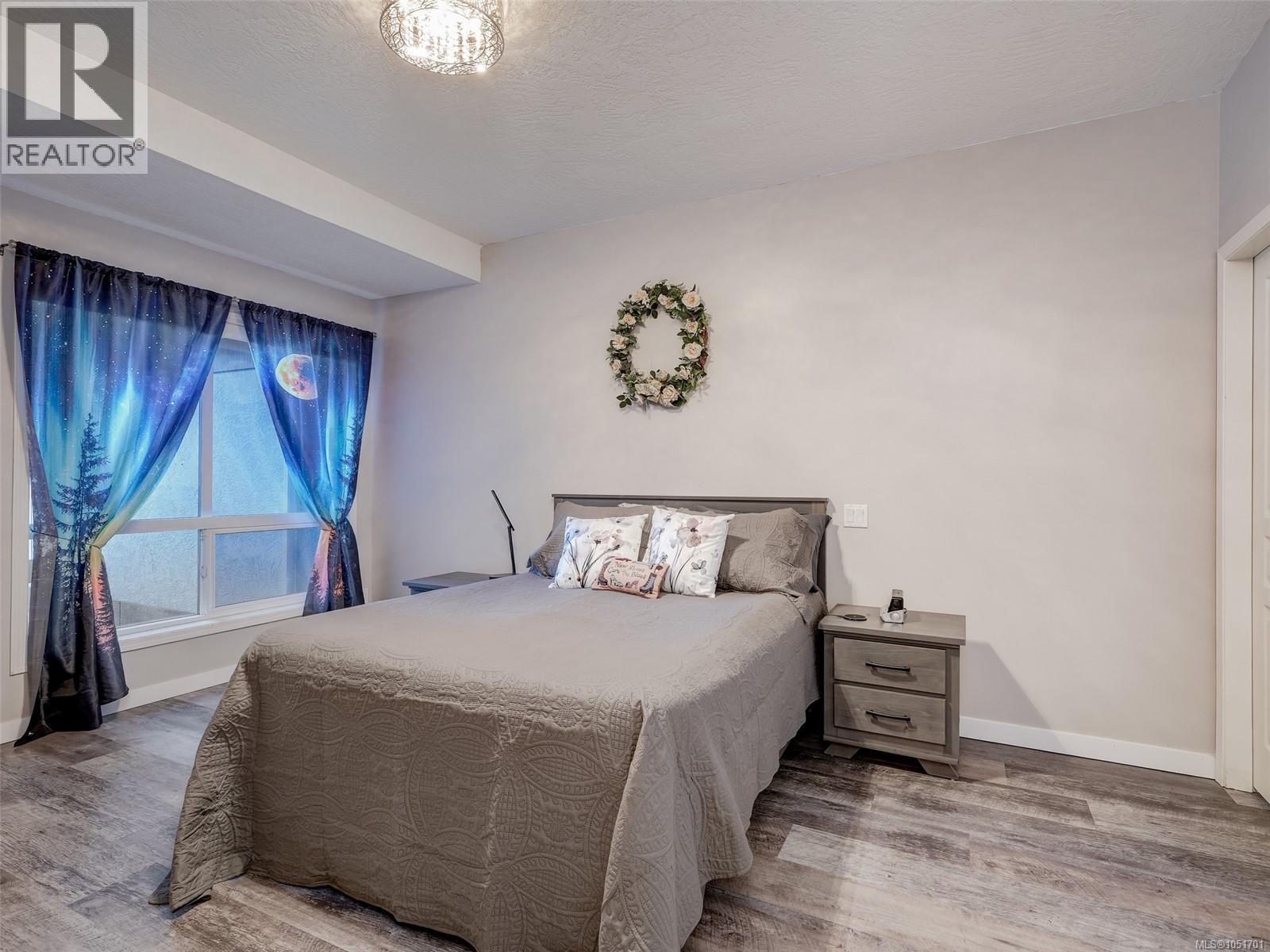16 1063 Valewood Trail