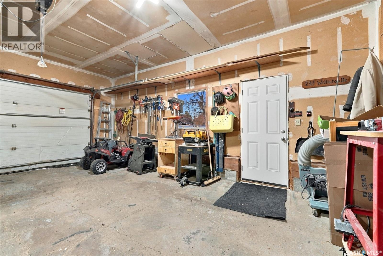 231 Williston Drive, Regina, Saskatchewan  S4X 2H3 - Photo 41 - SK050939