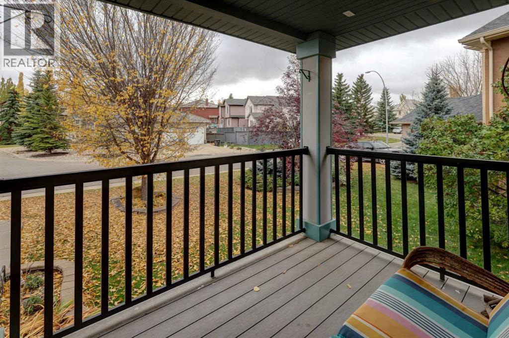 63 Sierra Madre Crescent Sw, Calgary, Alberta  T3H 3M4 - Photo 2 - A2352216