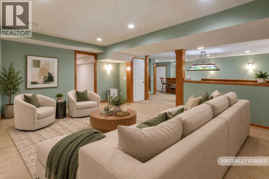 63 Sierra Madre Crescent Sw, Calgary, Alberta  T3H 3M4 - Photo 36 - A2352216