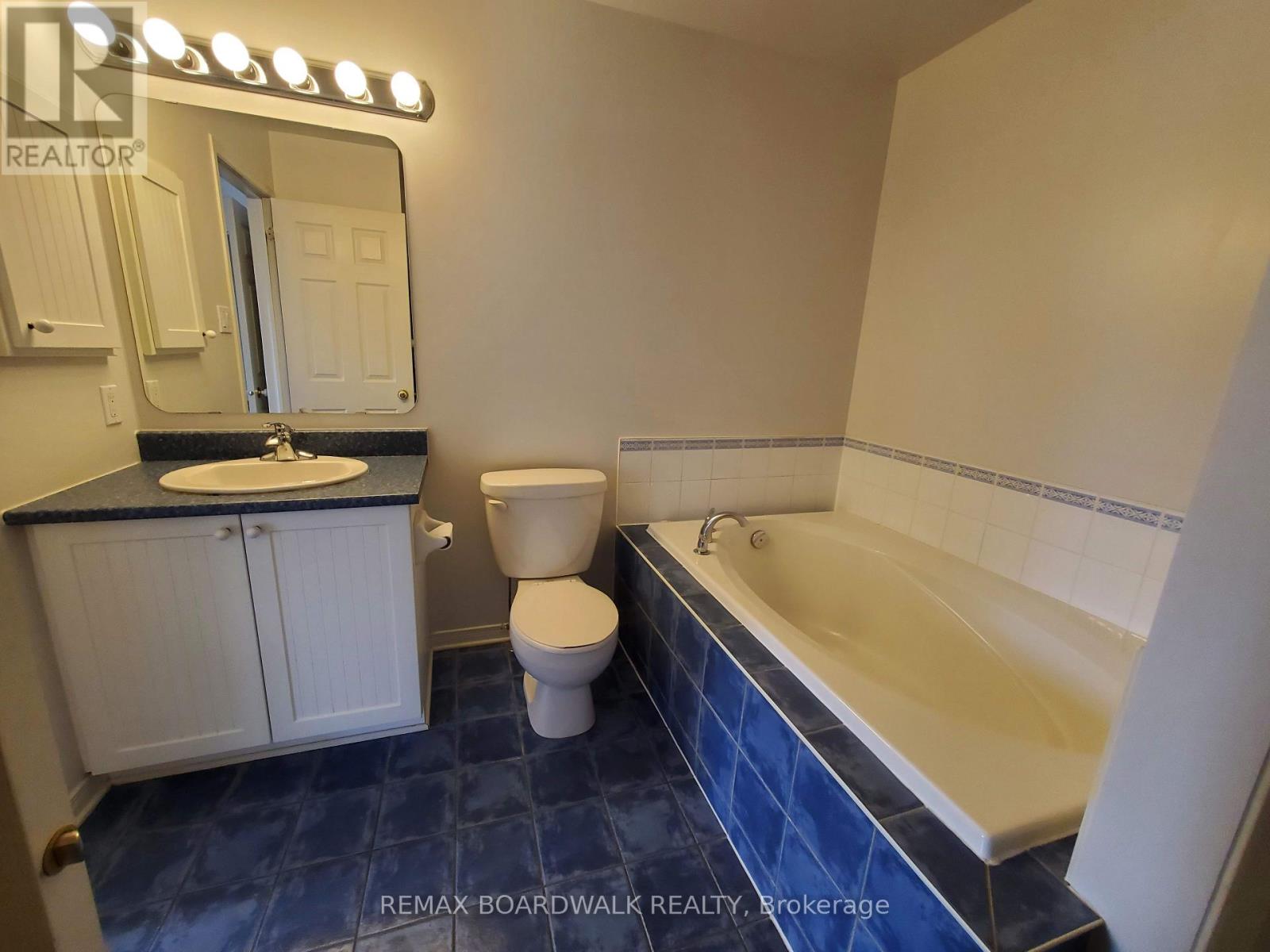 243 - 90 Edenvale Drive, Ottawa, Ontario  K2K 3N8 - Photo 14 - X14091934