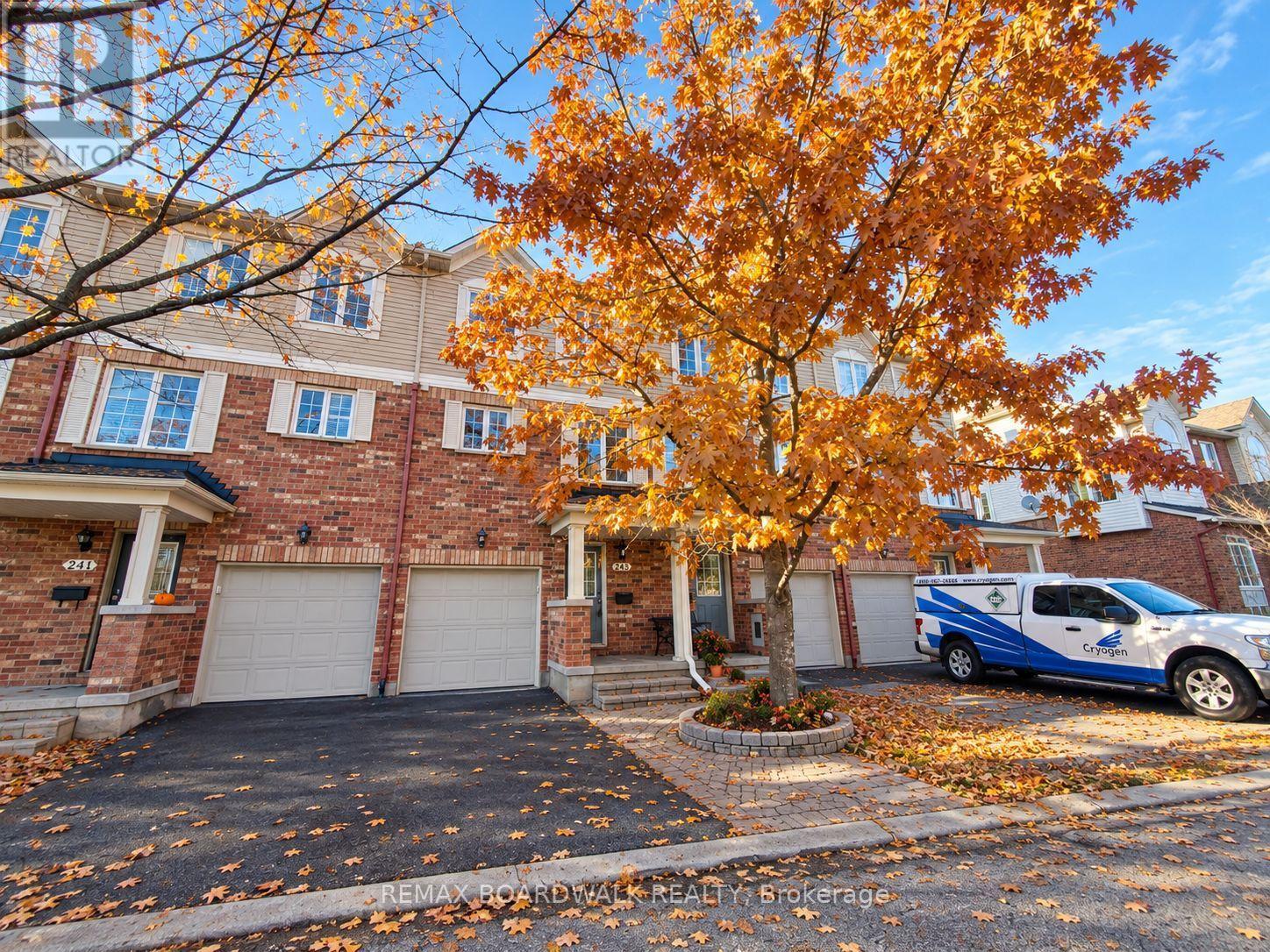 243 - 90 Edenvale Drive, Ottawa, Ontario  K2K 3N8 - Photo 2 - X14091934