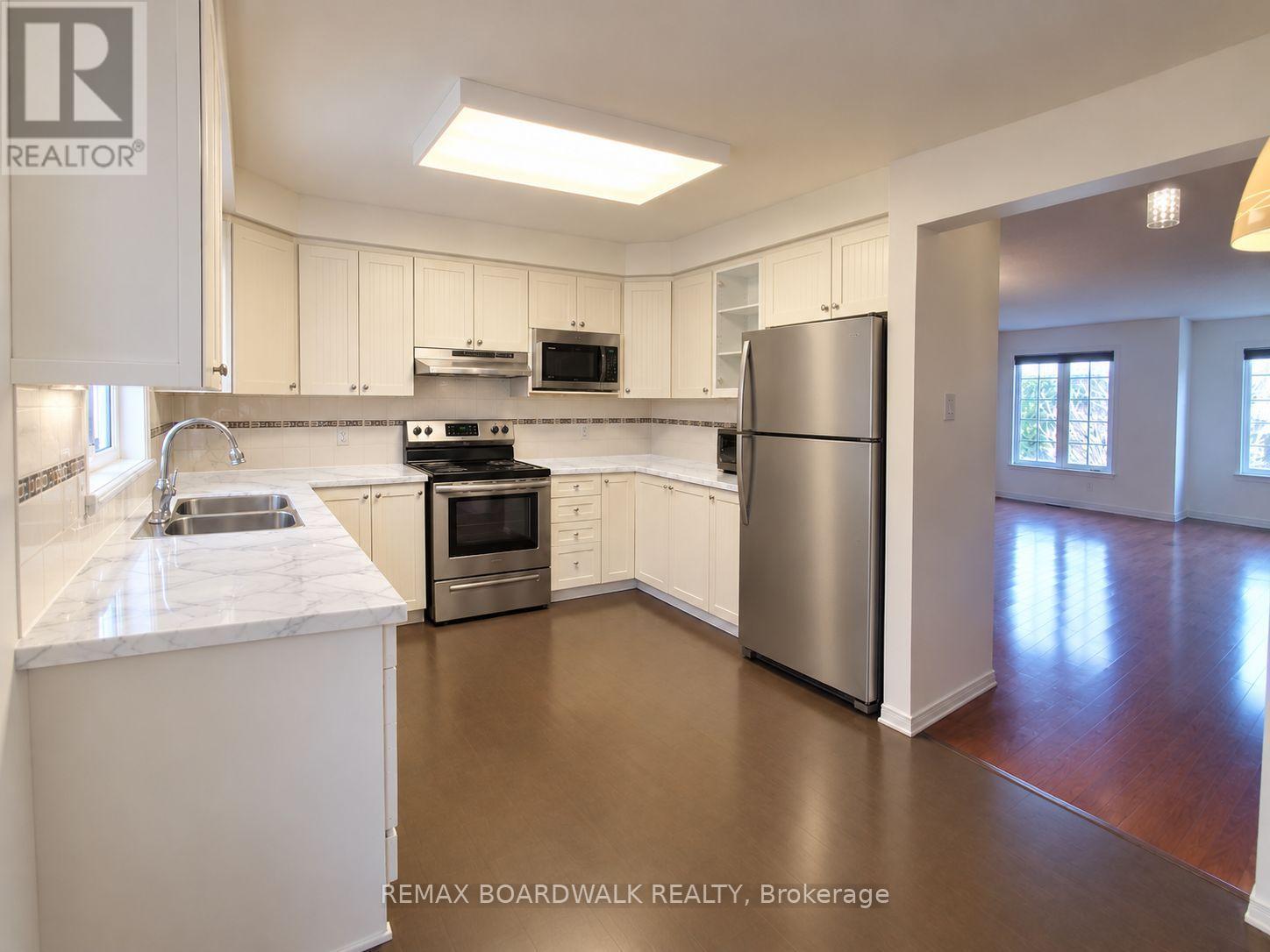 243 - 90 Edenvale Drive, Ottawa, Ontario  K2K 3N8 - Photo 4 - X14091934