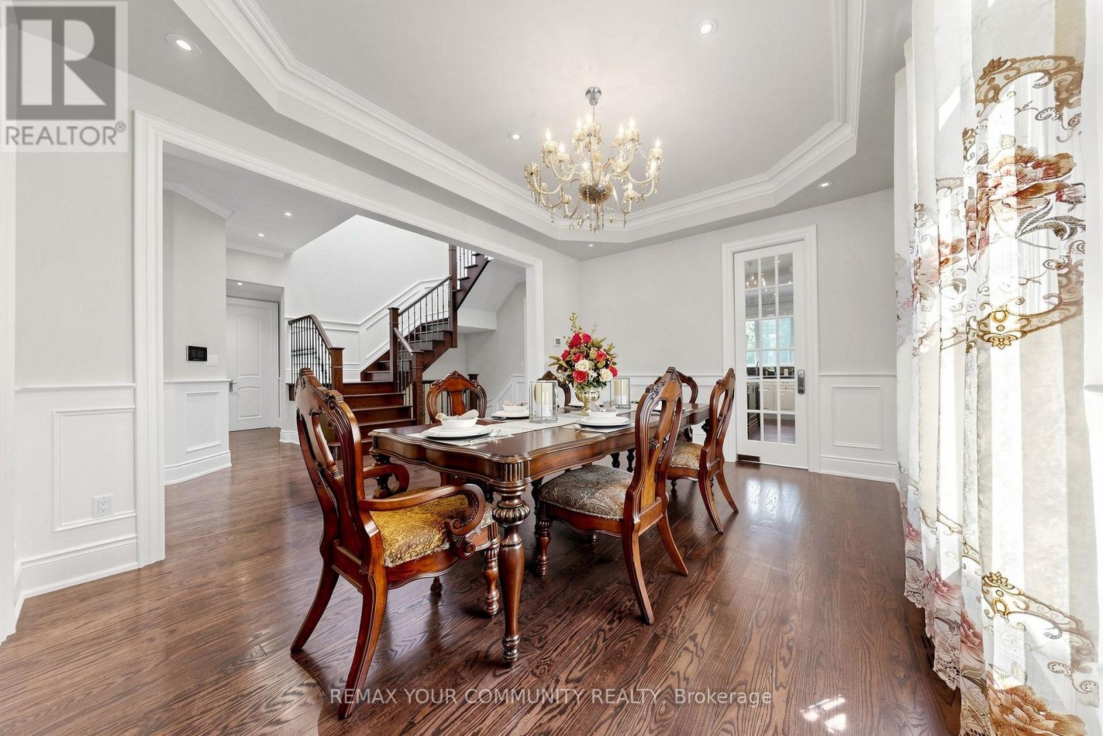 39 Moore Park Avenue, Toronto, Ontario  M2M 1M8 - Photo 10 - C14091928