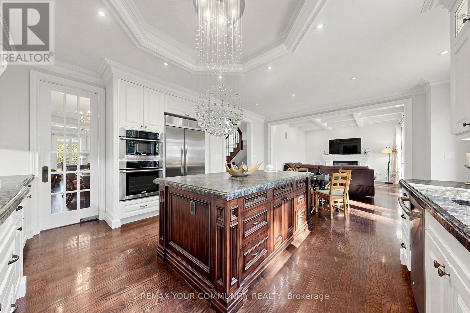 39 Moore Park Avenue, Toronto, Ontario  M2M 1M8 - Photo 15 - C14091928