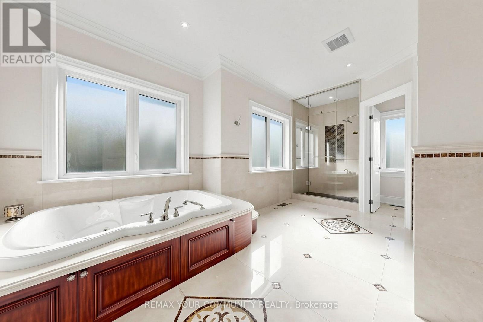 39 Moore Park Avenue, Toronto, Ontario  M2M 1M8 - Photo 27 - C14091928