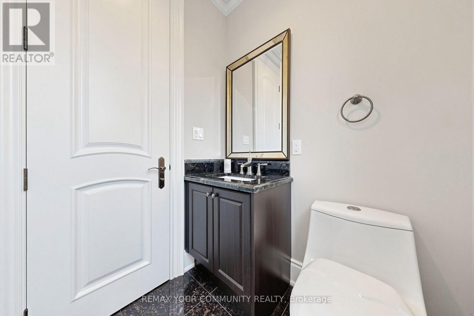 39 Moore Park Avenue, Toronto, Ontario  M2M 1M8 - Photo 36 - C14091928