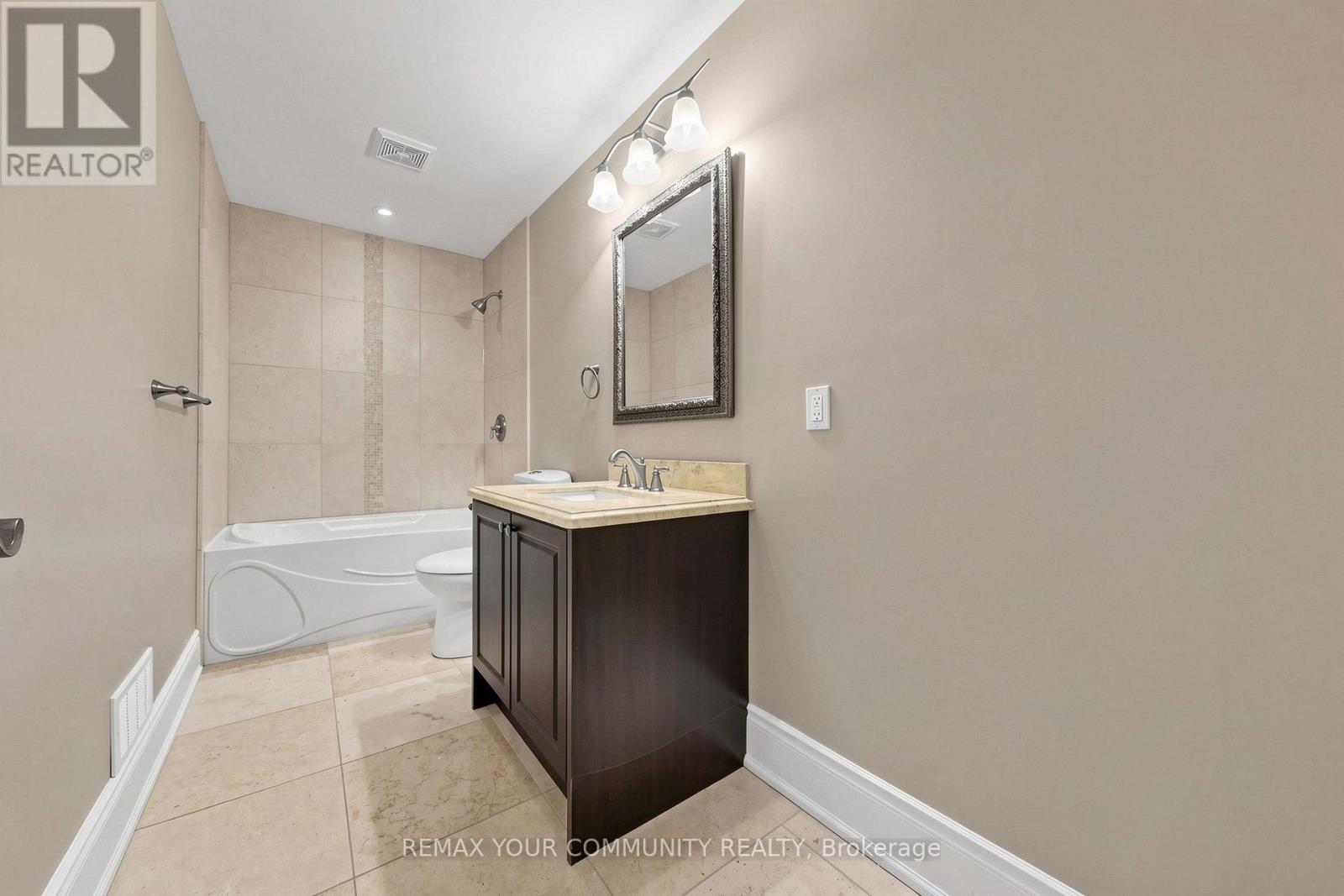 39 Moore Park Avenue, Toronto, Ontario  M2M 1M8 - Photo 44 - C14091928