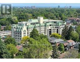 201 - 650 MOUNT PLEASANT ROAD, Toronto, Ontario