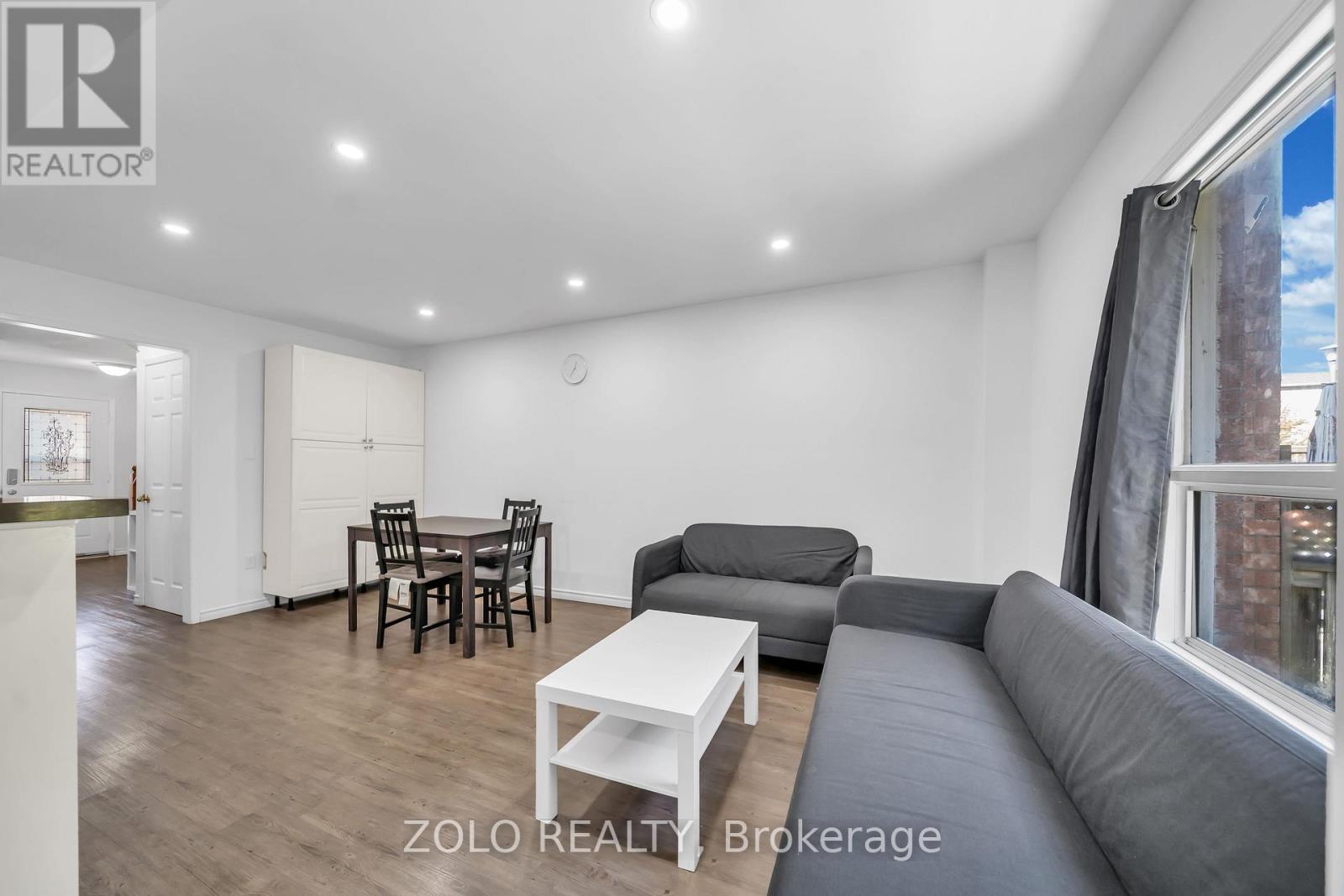 215 Park Drive, Whitchurch-Stouffville, Ontario  L4A 1J8 - Photo 12 - N14091926