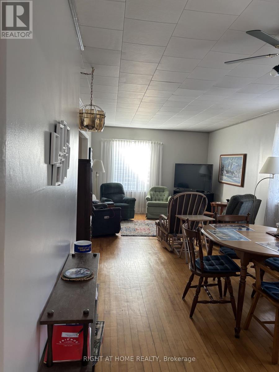 35 Cascade Street, Parry Sound, Ontario  P2A 1J8 - Photo 16 - X14091948
