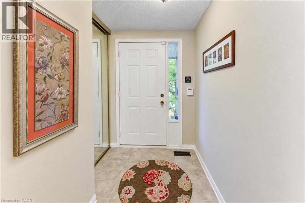 406 Craigleith Drive Unit# 3, Waterloo, Ontario  N2L 5T2 - Photo 5 - 40871470