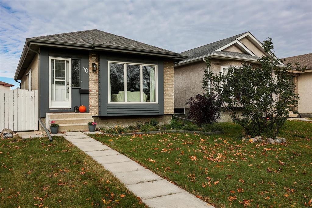 40 Maplegrove Road, Winnipeg, Manitoba  R2V 4J3 - Photo 0 - 202625896