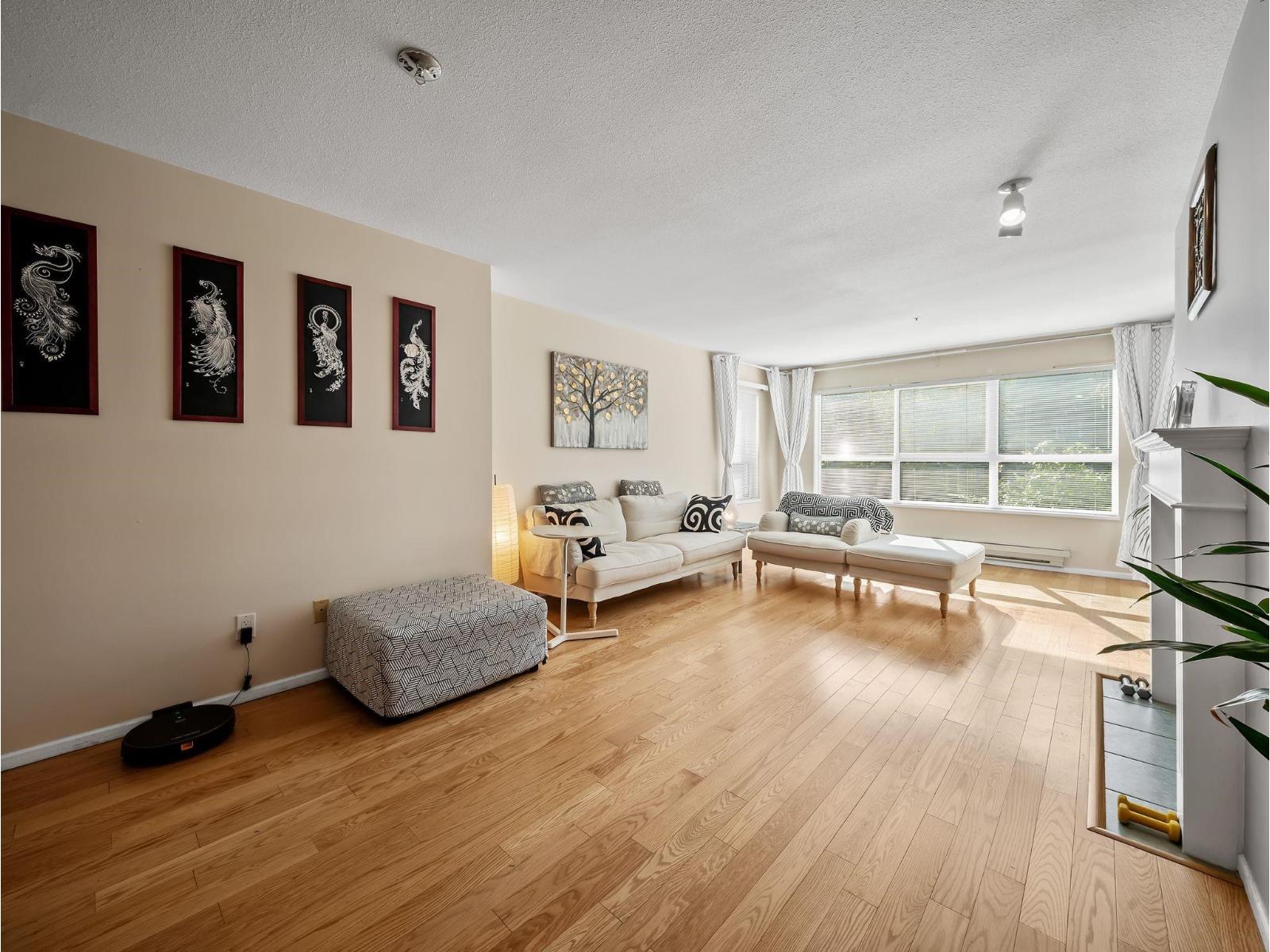 220 9688 148 Street, Surrey, British Columbia  V3R 0W2 - Photo 3 - R3174540