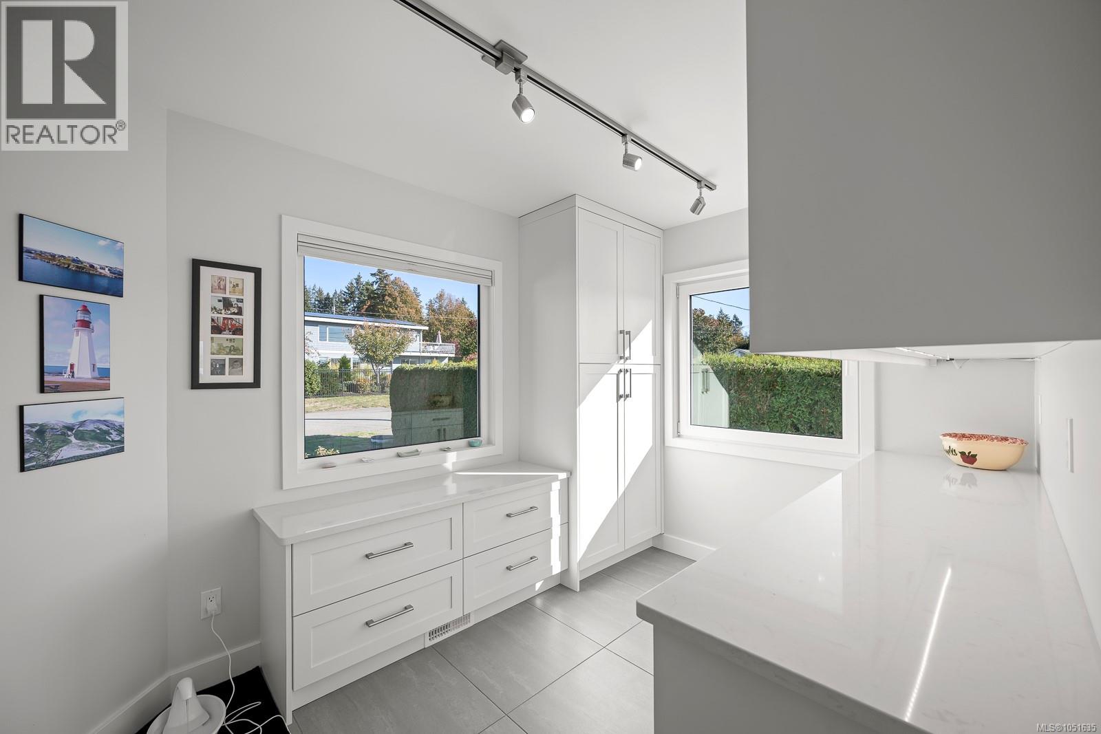 1935 Taylor Ave, Comox, British Columbia  V9M 1S8 - Photo 31 - 1051635
