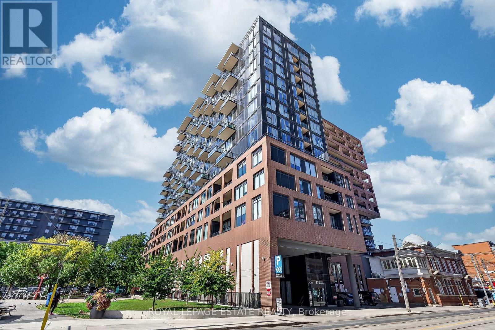 626 - 270 DUFFERIN STREET, Toronto, Ontario