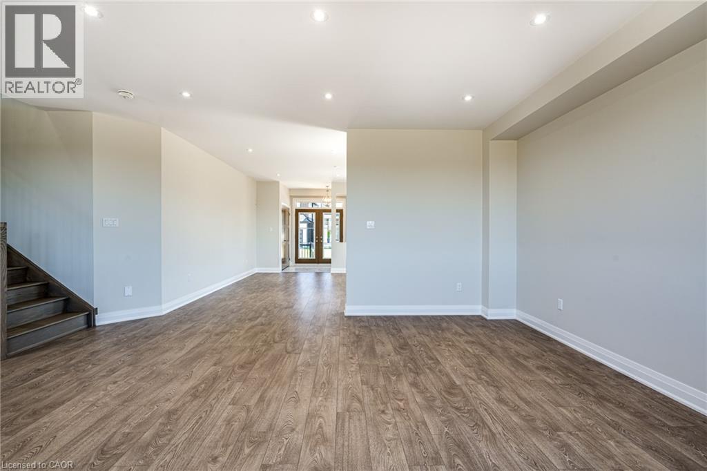 229 Midland Place, Welland, Ontario  L3B 0H4 - Photo 12 - 40872199