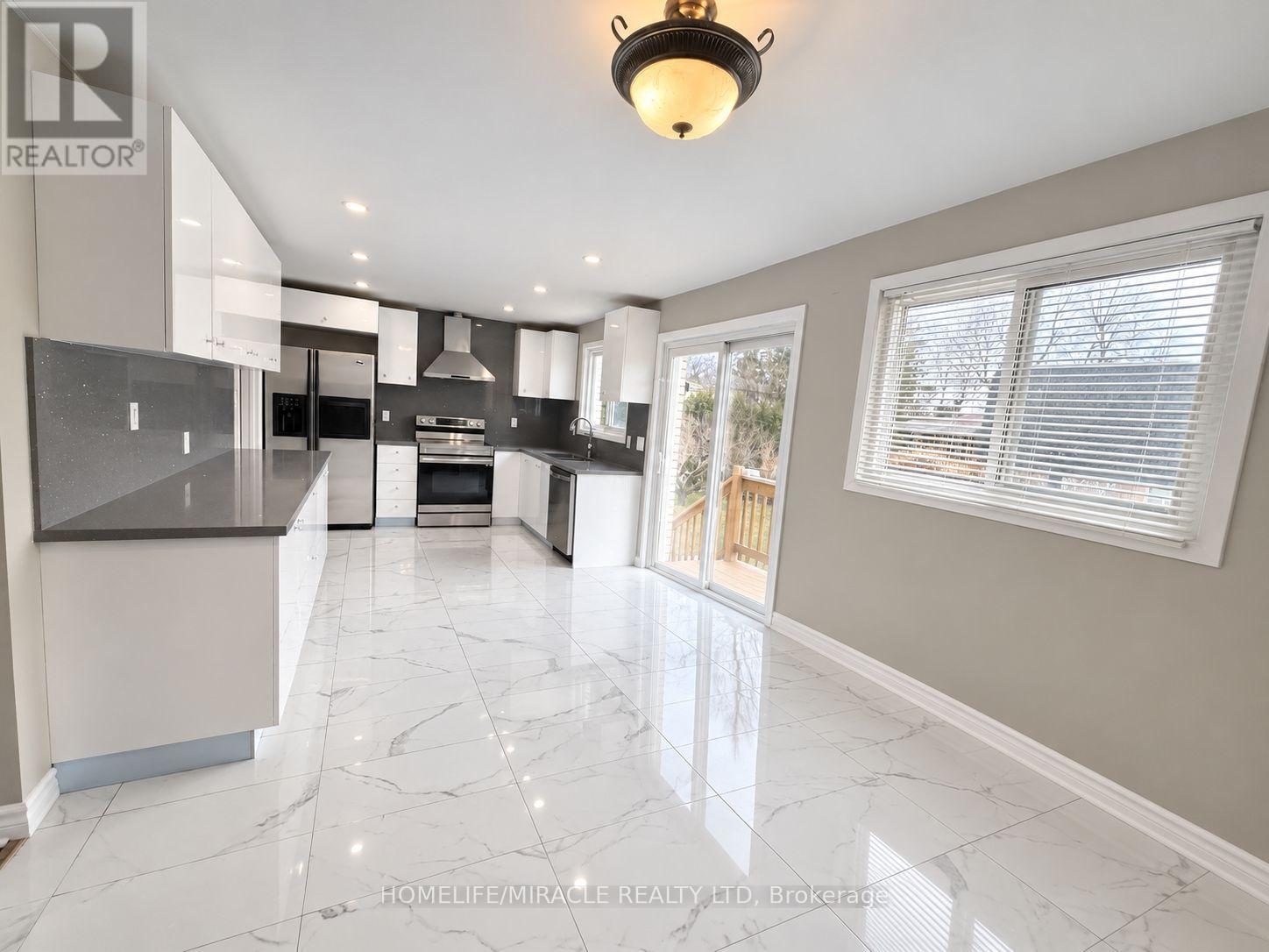 Main - 219 Mcmurchy Avenue, Brampton (Brampton South), Ontario  L6Y 1Z2 - Photo 14 - W14091692