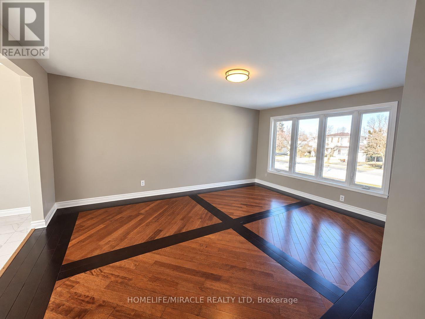 Main - 219 Mcmurchy Avenue, Brampton, Ontario  L6Y 1Z2 - Photo 4 - W14091692