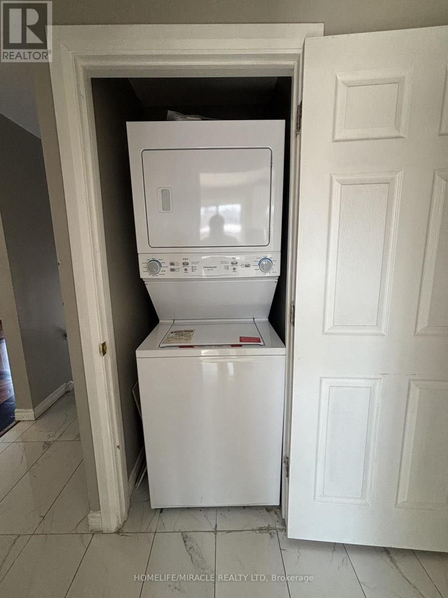 Main - 219 Mcmurchy Avenue, Brampton, Ontario  L6Y 1Z2 - Photo 17 - W14091692