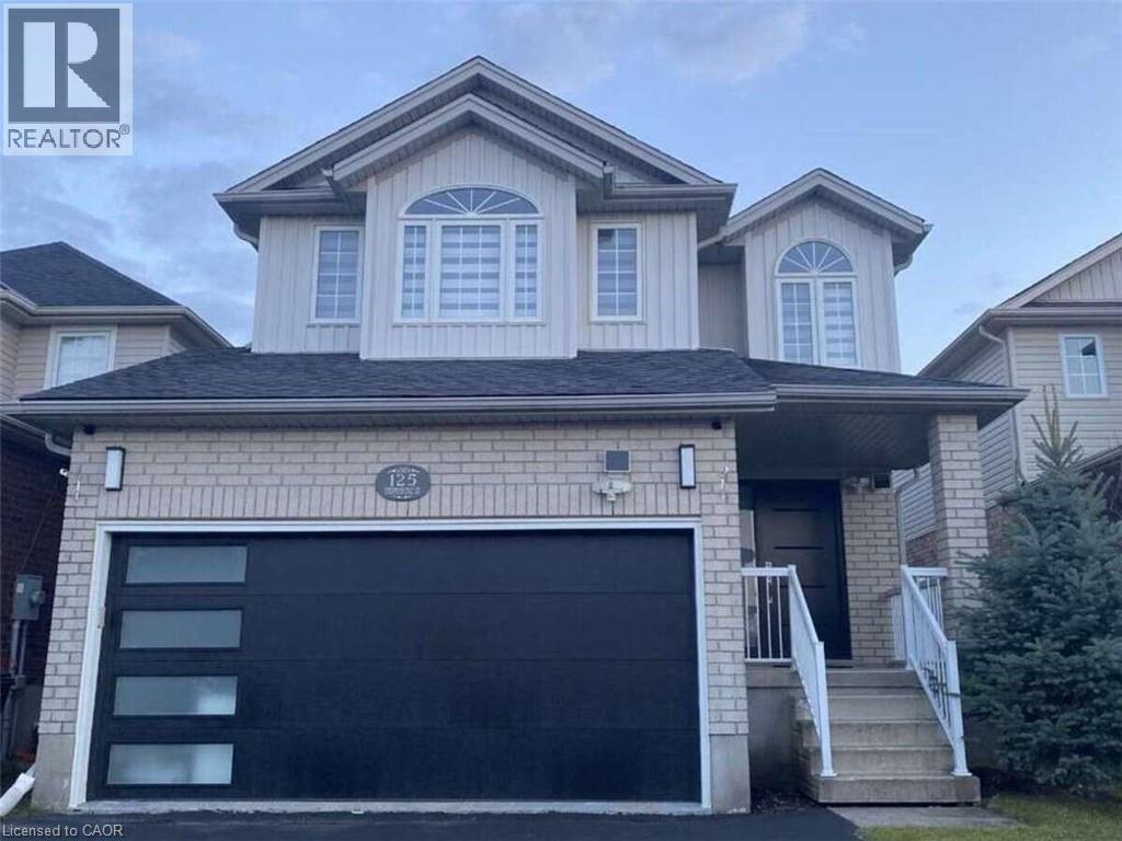 125 STEEPLERIDGE Street, Kitchener, Ontario