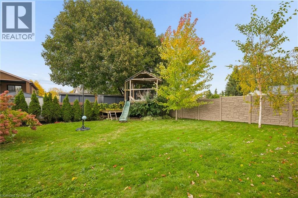 127 Gay Crescent, Kitchener, Ontario  N2A 2C2 - Photo 33 - 40872122