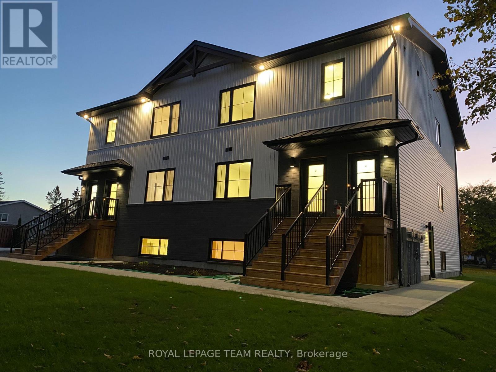 UNIT 3 - 730 CECELIA STREET, Pembroke, Ontario