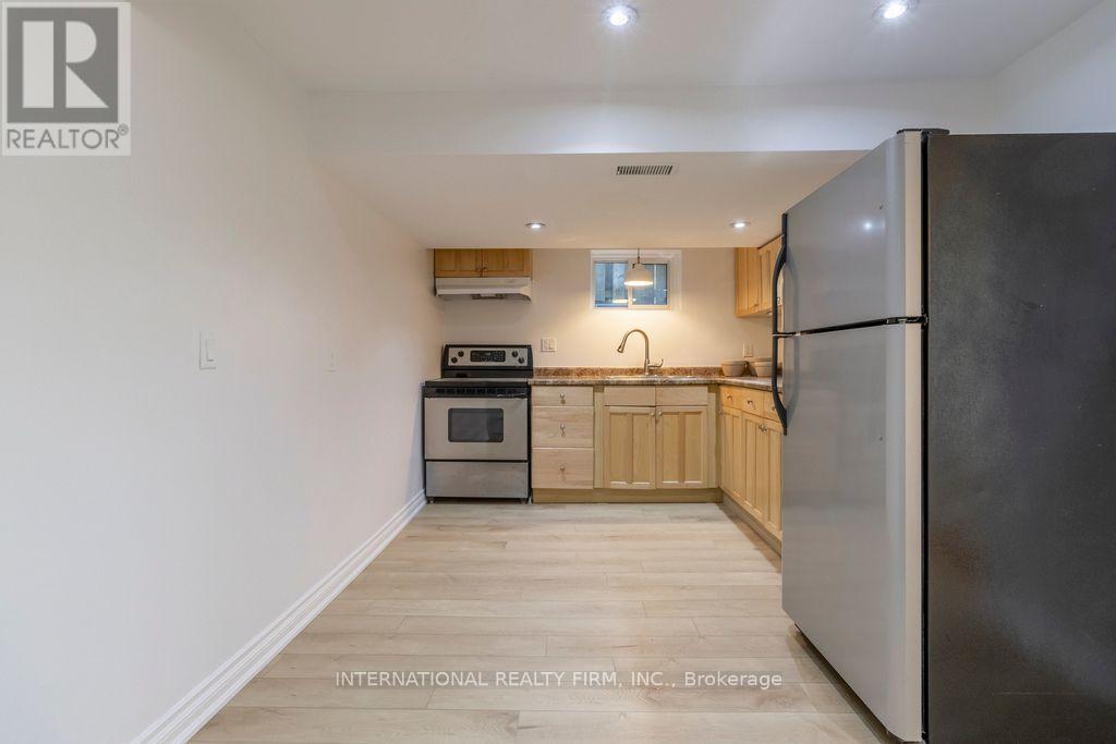 582 South Service Road, Mississauga, Ontario  L5G 2S6 - Photo 13 - W14083552