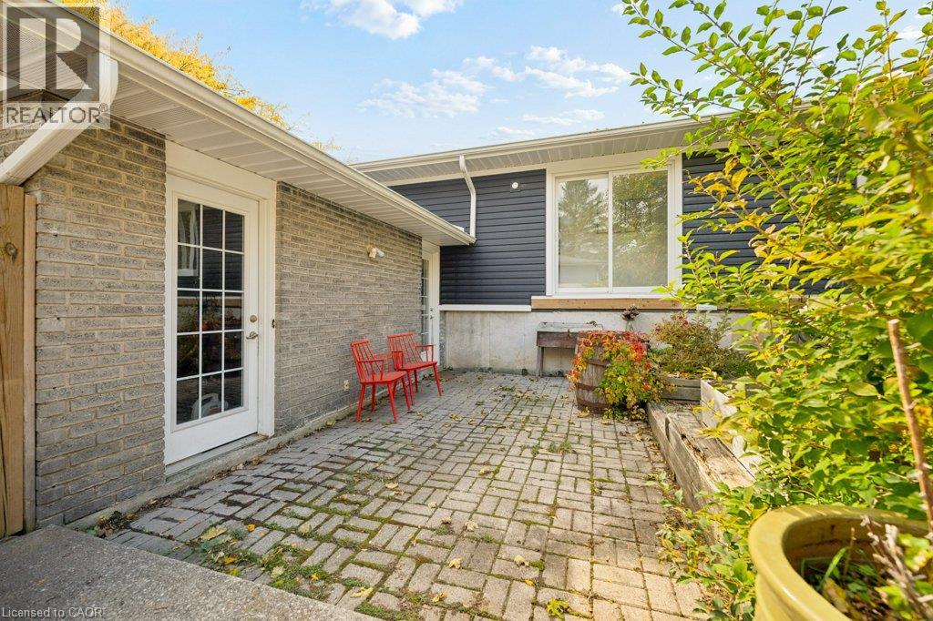 361 Lee Circle, Waterloo, Ontario  N2K 2L8 - Photo 44 - 40870310