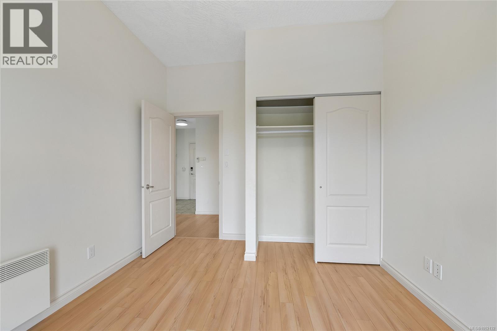 409 380 Waterfront Cres, Victoria, British Columbia  V8T 5K3 - Photo 18 - 1052132