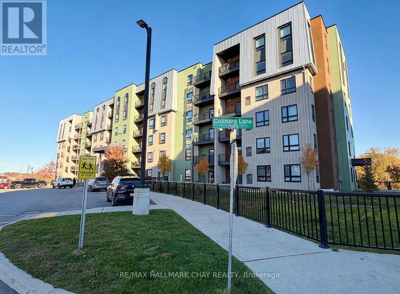 304 - 5 CHEF LANE, Barrie, Ontario