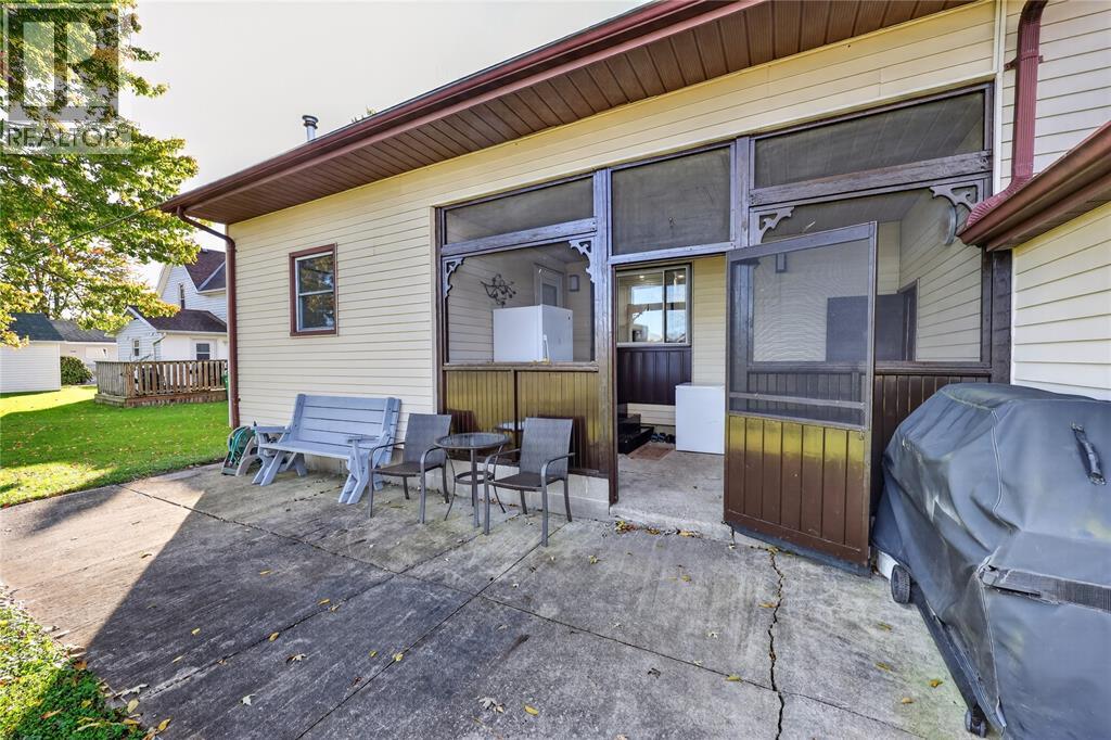 4076 Florence Avenue, Petrolia, Ontario  N0N 1R0 - Photo 31 - 26025541