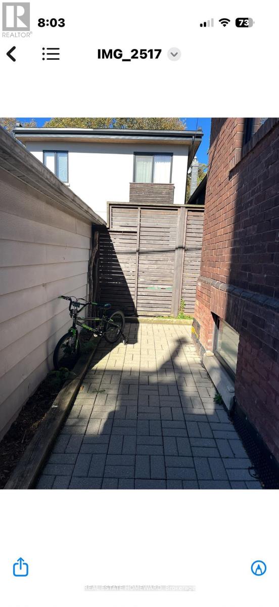 1 - 2174 Queen Street E, Toronto, Ontario  M4E 1E4 - Photo 15 - E14087924
