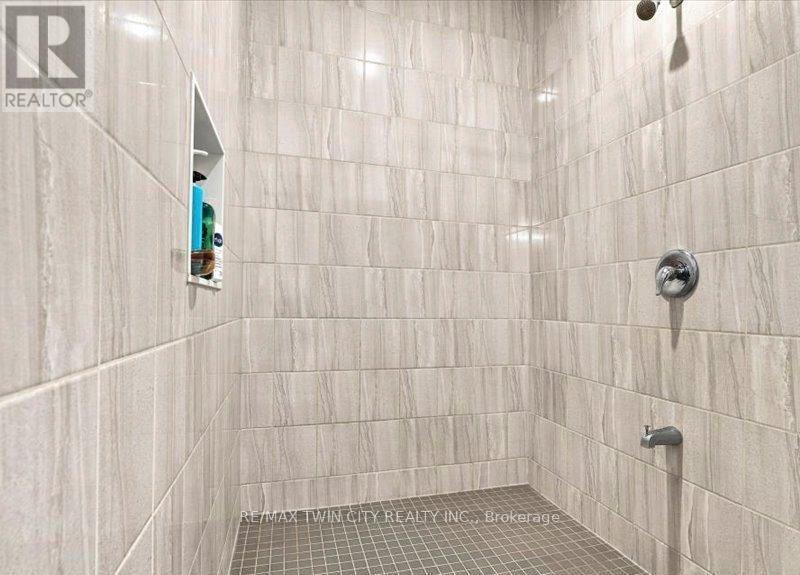 905 Broadacre Place, Kitchener, Ontario N2R 0S6 - Photo 10 - X14092000