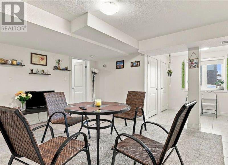 905 Broadacre Place, Kitchener, Ontario N2R 0S6 - Photo 27 - X14092000