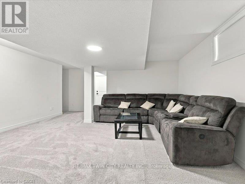 905 Broadacre Place, Kitchener, Ontario N2R 0S6 - Photo 33 - X14092000