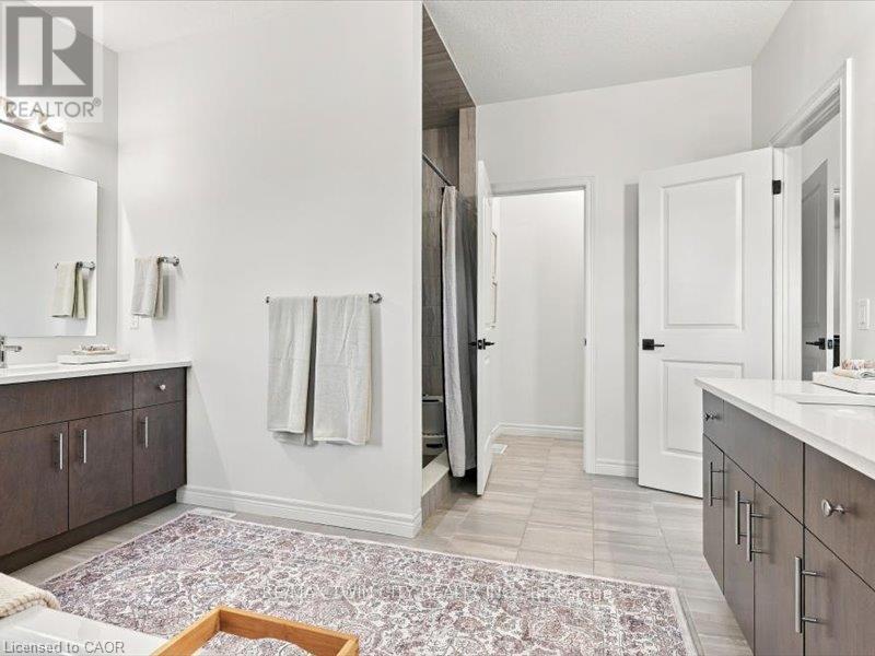 905 Broadacre Place, Kitchener, Ontario N2R 0S6 - Photo 8 - X14092000