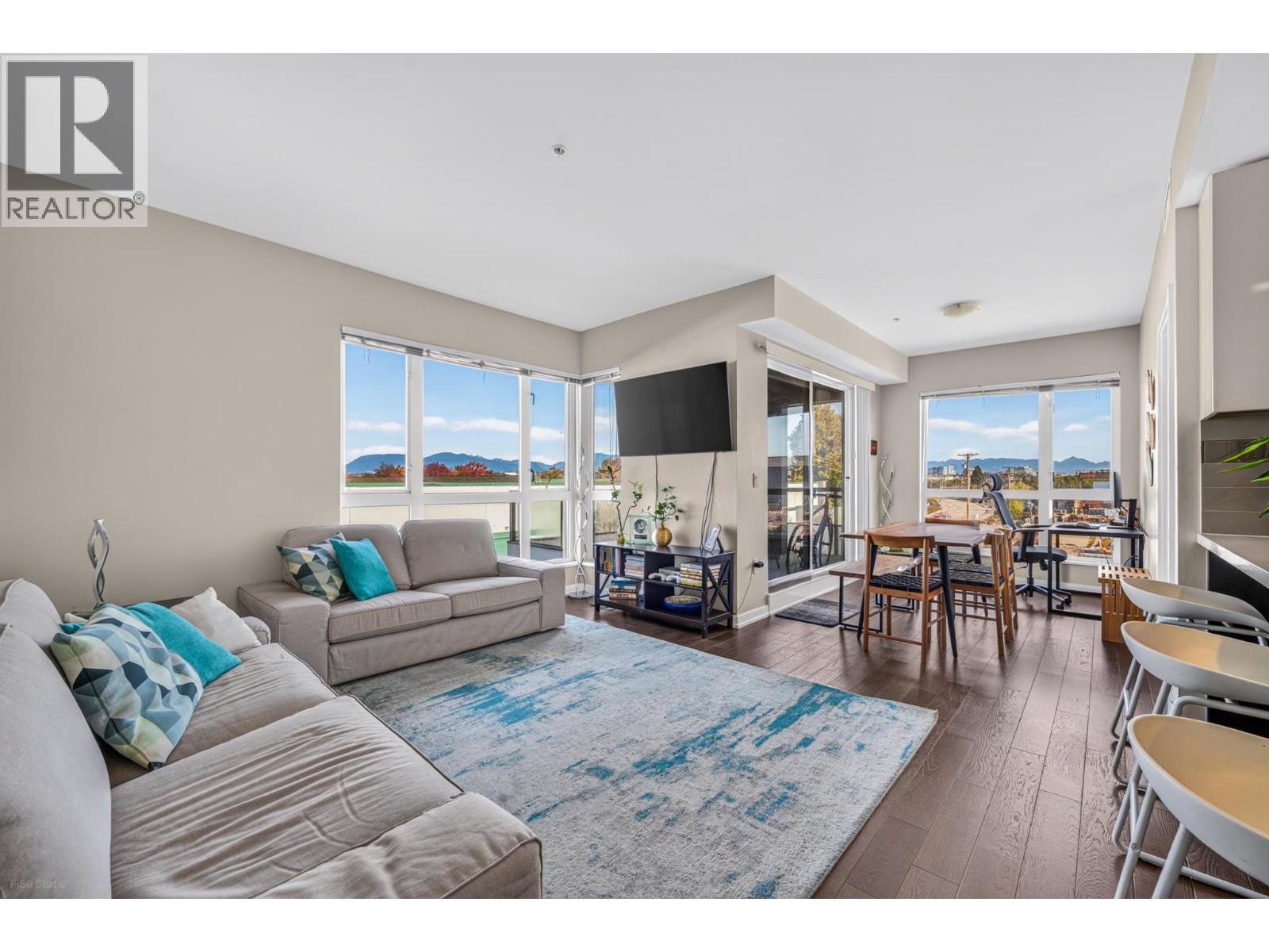 305 7008 River Parkway, Richmond, British Columbia  V6X 0R1 - Photo 2 - R3174222