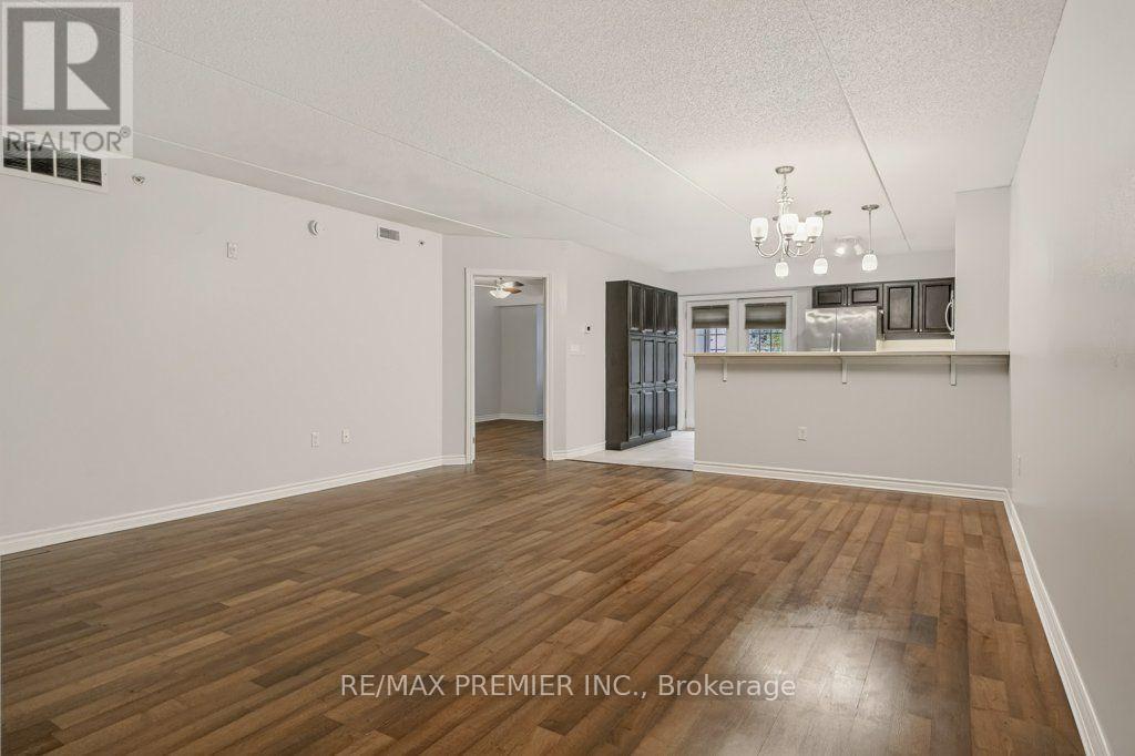 112 - 1380 Main Street E, Milton, Ontario  L9T 0R3 - Photo 3 - W14086898