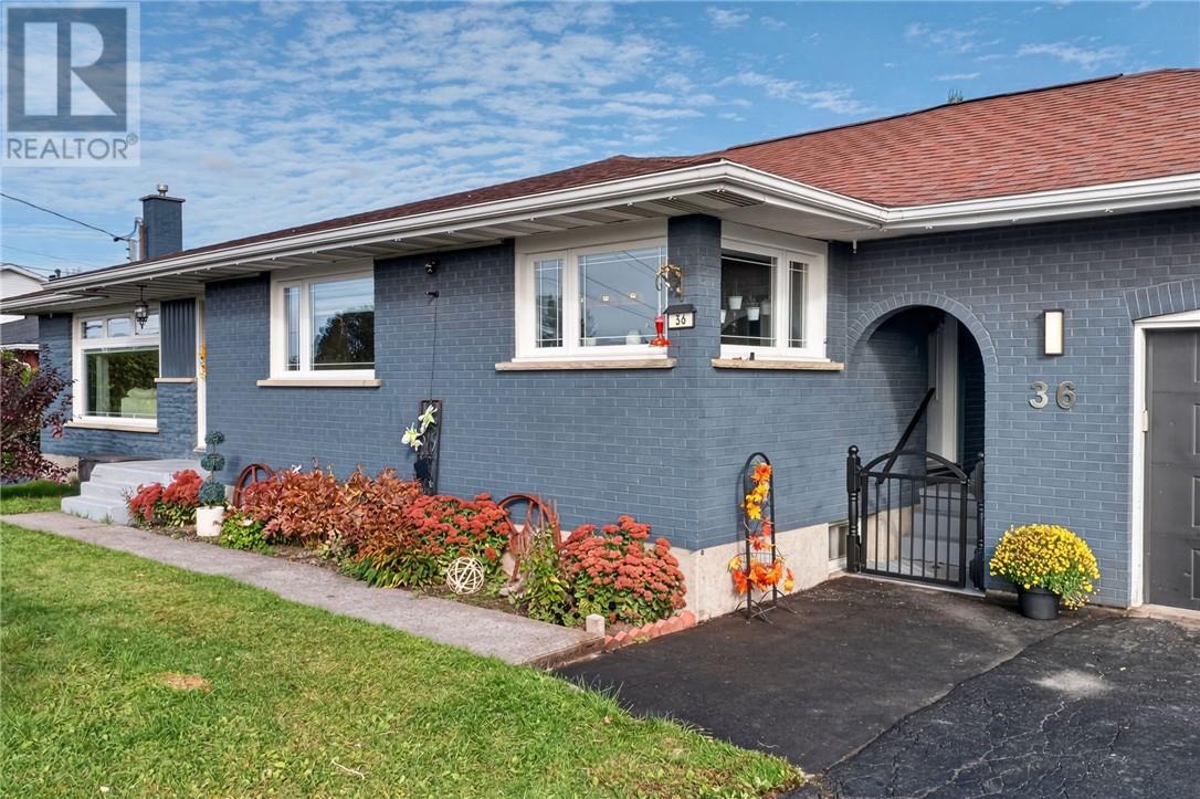 36 Edward Avenue, Chelmsford, Ontario  P0M 1L0 - Photo 3 - 2130880