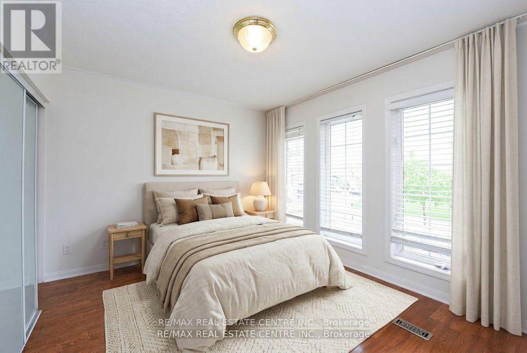 5989 Sidmouth Street, Mississauga, Ontario  L5V 2Z5 - Photo 31 - W13811534
