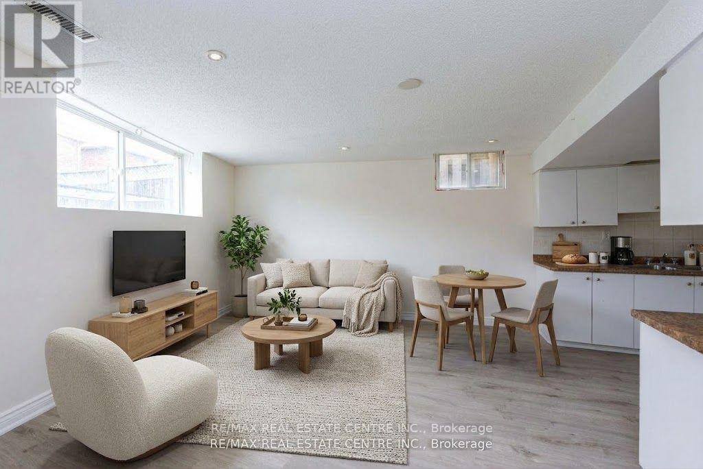 5989 Sidmouth Street, Mississauga, Ontario  L5V 2Z5 - Photo 47 - W13811534