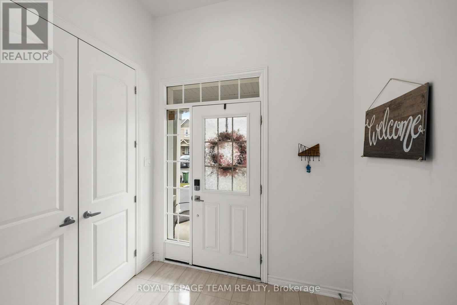 91 Mesa Drive, Ottawa, Ontario  K2J 6V9 - Photo 3 - X14092024