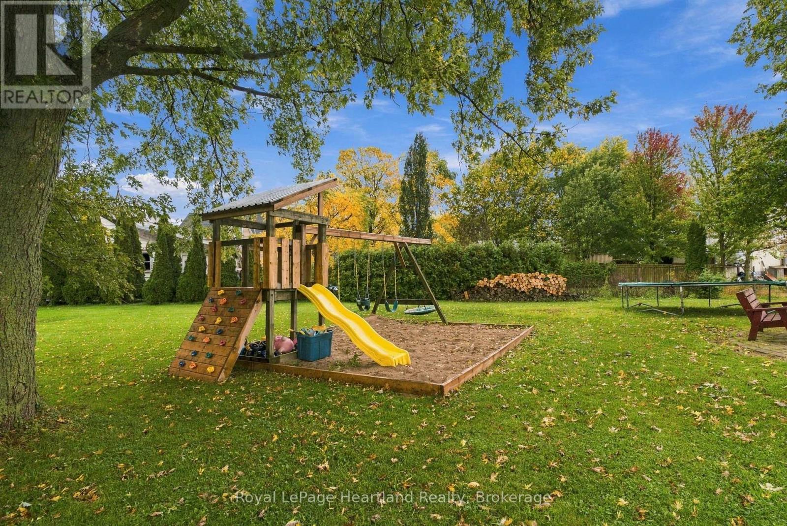 37579 Kippen Road, Bluewater, Ontario  N0M 2T0 - Photo 39 - X14092022