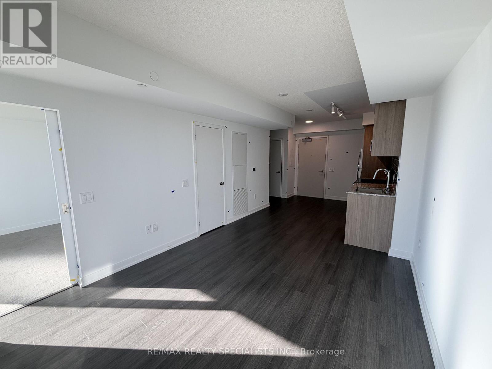 1206 - 4010 Eglinton Avenue W, Toronto, Ontario  M9A 0G5 - Photo 13 - W14092016